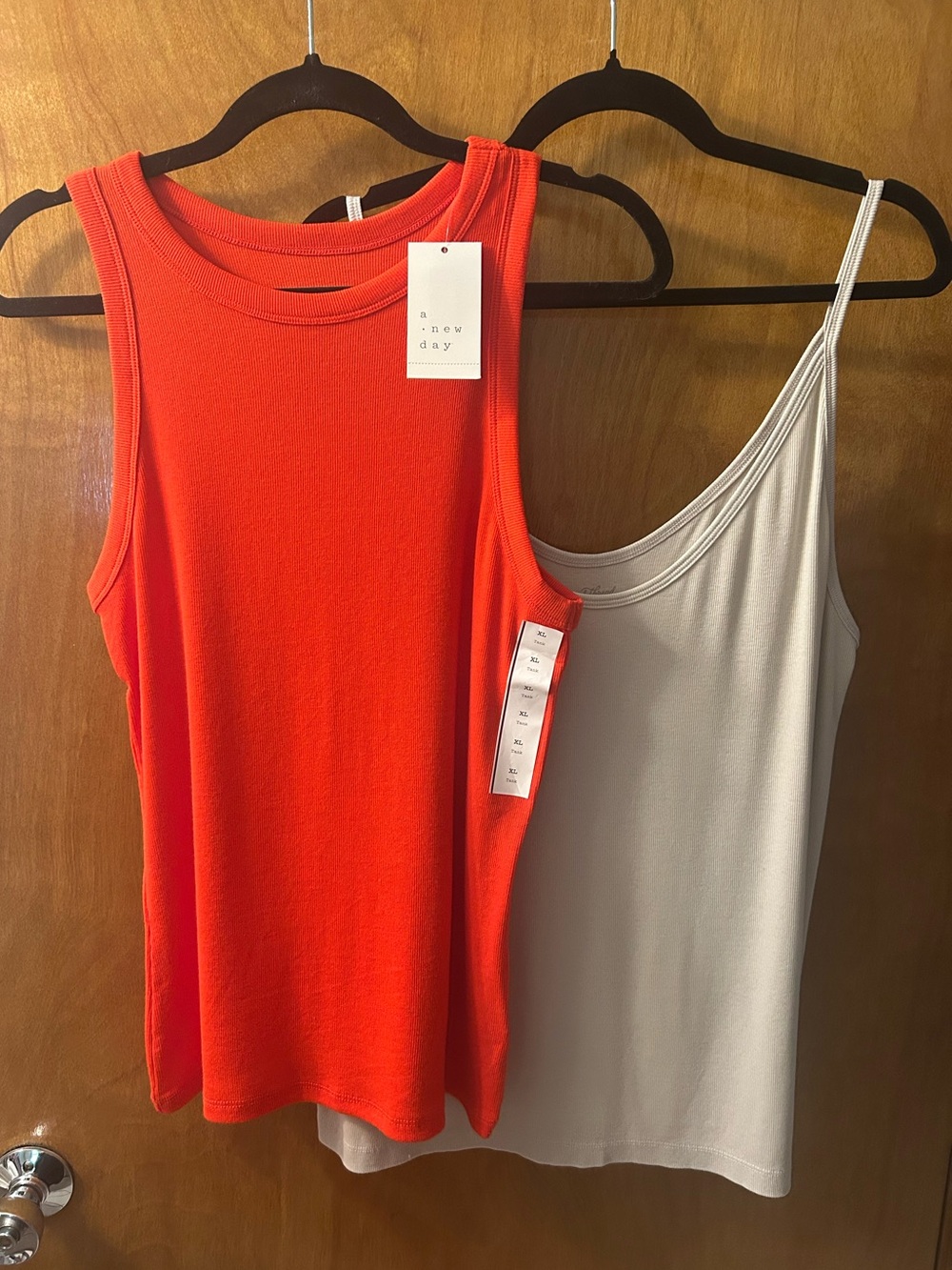 NWT/NWOT 1X/XL Tank Top Bundle